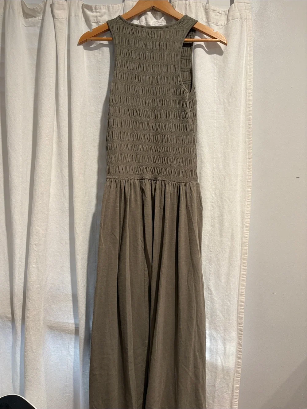 Universal Thread Size Medium Sleeveless Smocked Waist Olive Green Maxi Dress - Picture 6 of 9